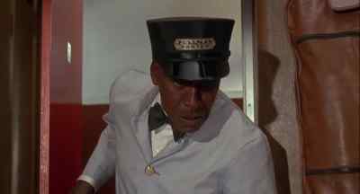 Shoot.! That man's dead.! - Silver Streak