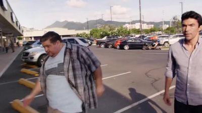 Shoots. You're not closing,
are you? - Hawaii Five-0