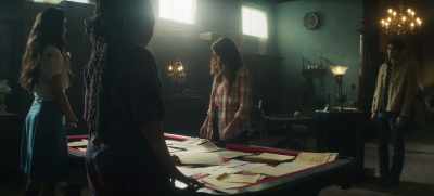 Shopping lists, bills paid... - The Winchesters