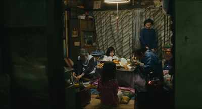 - Shota, where's the shampoo?
- I forgot it. - Shoplifters