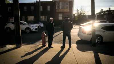 - (shotgun blast) - Ross Kemp: Mafia and Britain