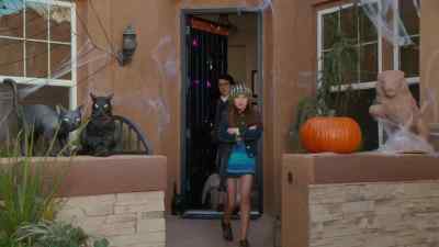- Shotgun.
- It's not your day. - The Spy Next Door