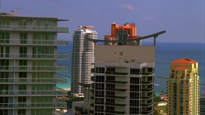 Shots from Horatio and Brad's
position didn't leave an echo stamp. - CSI: Miami