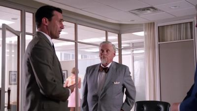 ShouId someone give him a few pointers? - Mad Men