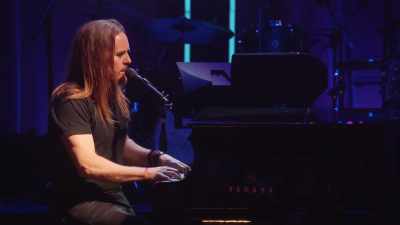 Should we do, erm,
just the carry you stage? - Tim Minchin: Back
