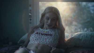 - Should I be concerned?
- Maybe. - Euphoria