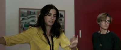 - Should I call a doctor?
- No, forget it, it's okay. - Breaking Point