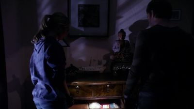 - Should we take it?
- No. He'll know someone was here. - Dexter
