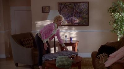 SHOULD WE TAKE
TWO BLANKETS OR THREE? - Desperate Housewives