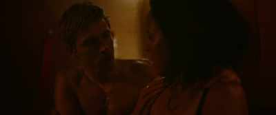 - Shouldn't that give me an advantage?
- Yeah, yeah, of course. - Triangle of Sadness