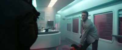 - Should've bitten off both hands.
- Why couldn't you just hunt? - SAS: Red Notice