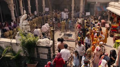 [shouting indistinctly] - Sense8