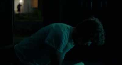 - (SHOUTS): Call 911!
- (DOG BARKS CONTINUALLY) - Lean on Pete