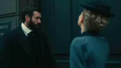 -[SHOUTS] FRANK!
-[BANGS ON DOOR] - Miss Scarlet and the Duke
