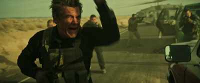 [shouts in Spanish] - Sicario: Day of the Soldado