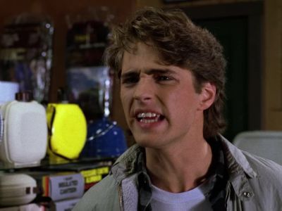 [shouts] - MacGyver