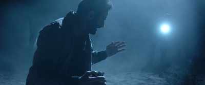 Show me your hands!
Show me your hands! - Sicario: Day of the Soldado