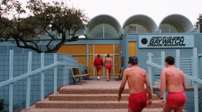 [SHOWER FALLING DOWN] - Baywatch