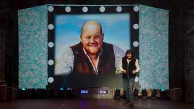 Show'n toisen puoliskon aiheena on - - The World According to Kaleb - On Tour