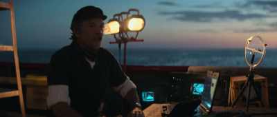 Showtime, mateys. This is it.
Quietly, no noise. - Mrs. Davis