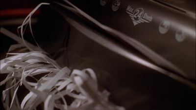 (shredder buzzing) - NCIS