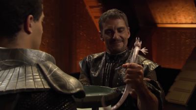 (SHRIEKING) - Stargate SG-1