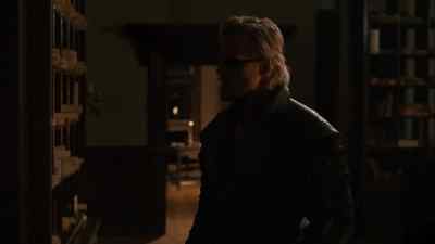 (SHUDDERING) Help me... Help... - The Musketeers