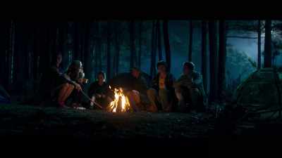 -Shush, shush...
-Something's out there. - Nobody Sleeps in the Woods Tonight
