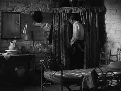 Shut that door. - Five Graves to Cairo