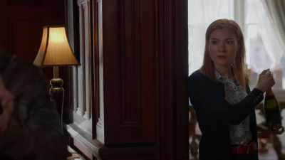 Shut up
and let me get out of here! - Aurora Teagarden Mysteries: Something New
