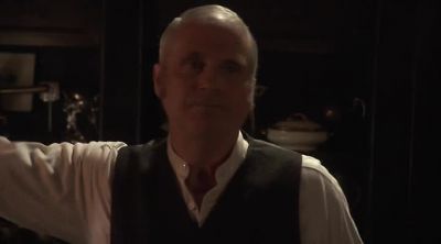 - Shylock!
- Get out of here. - Murdoch Mysteries