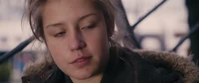 - Si, tu rougis. - Blue Is the Warmest Color