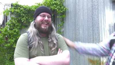 - Sick.
(Arthur laughs) - Sharkula
