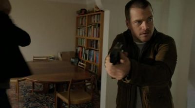 Side door's open. - NCIS: Los Angeles