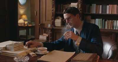 Sidney? - The Guernsey Literary and Potato Peel Pie Society