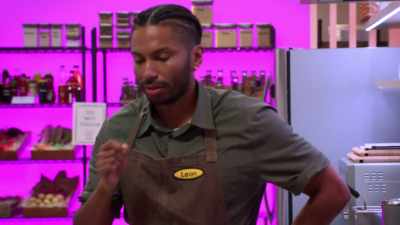 (sigh, mouthing) - Secret Chef