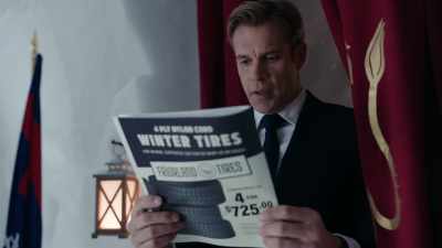 (sighing) - A Royal Christmas Crush