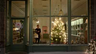 (sighing) - The Enchanted Christmas Cake