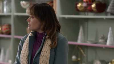 (sighing) - The Enchanted Christmas Cake