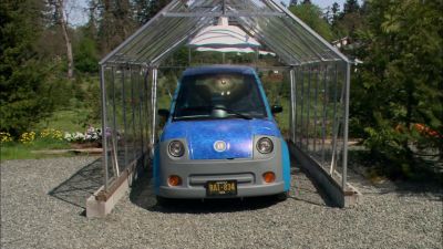 [sighs]
A solar car? - Eureka