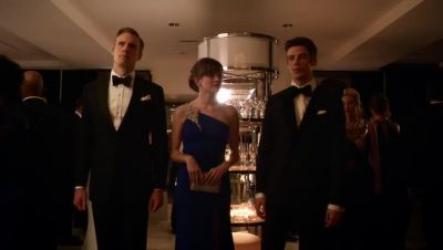 [sighs] All right. - The Flash