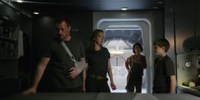 [sighs]
At least now we know where she got it. - Lost in Space