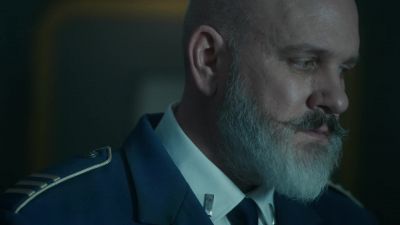 - [sighs deeply] - Snowpiercer