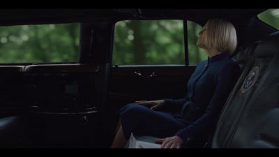 [sighs]
How much longer till we get to the plane? - House of Cards
