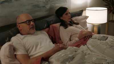 [sighs] I wonder what
Wade's doing right now. - The Unicorn