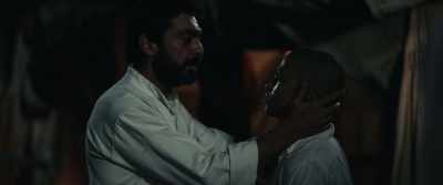 [SIGHS]
- [IN HINDI] Ravi, my son… - Shantaram