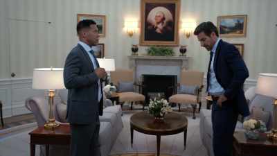 [Sighs]
It's--it's--it has to be-- - Tyler Perry's The Oval