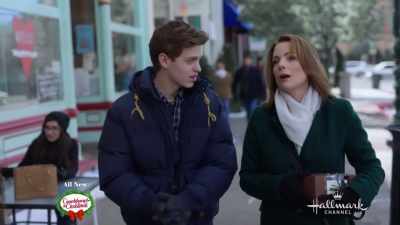 - [sighs] Look, Simon,
I understand, - Sister Swap: A Hometown Holiday