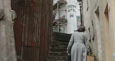 [SIGHS] - The Guernsey Literary and Potato Peel Pie Society