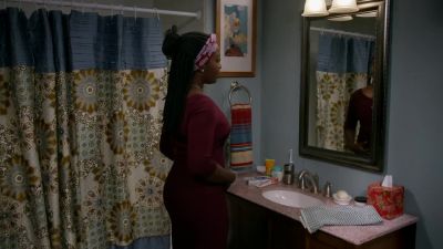 [sighs] - Bob Hearts Abishola